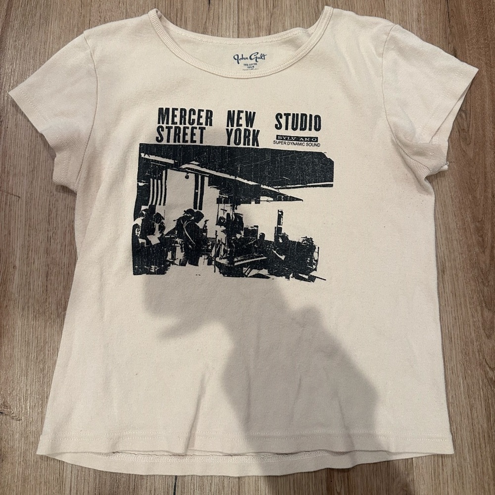 Brandy Melville Cream Graphic New York T-Shirt